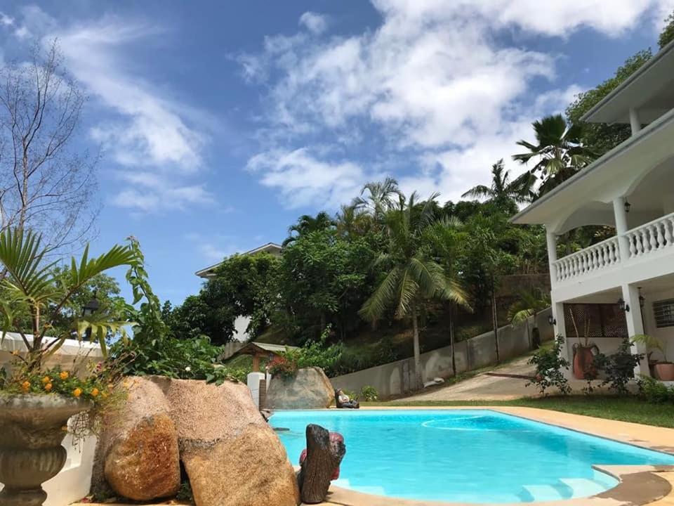 Villa Karibu Au Cap Bagian luar foto