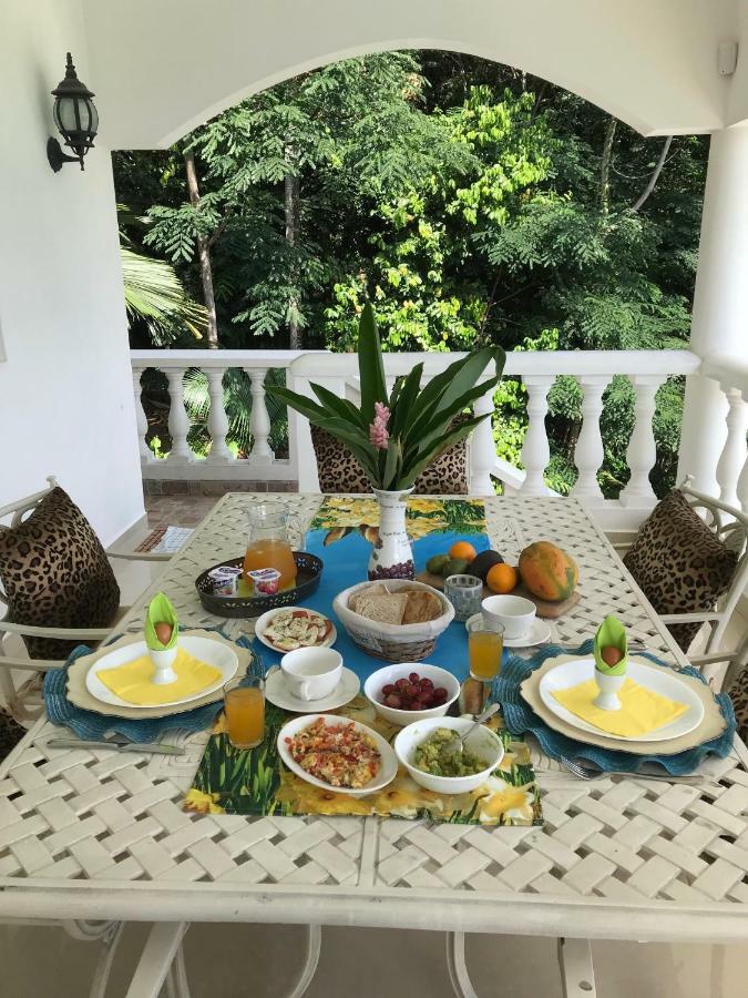 Villa Karibu Au Cap Bagian luar foto
